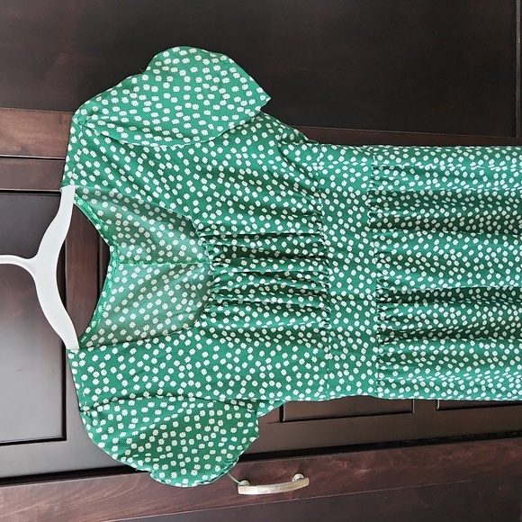 Green Floral Dot Summer Dress - Picture 2 of 6